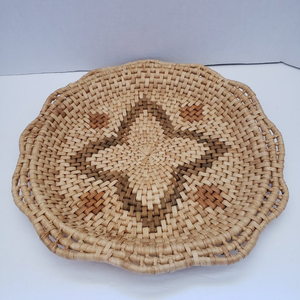 Vintage Woven Round Basket Decor Wall Hanging